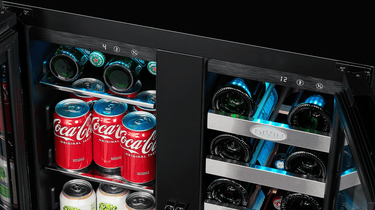 DV-525DSB is a dual-zone fridge that can store cans of beer and bottles of wine